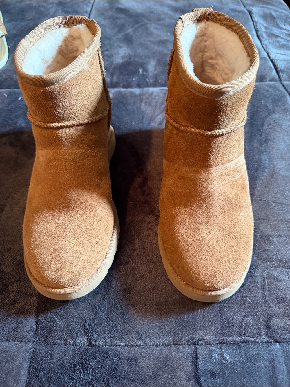 UGG - authentic  Suede-Look Shearling Lined Women's Ankle Boots - Tan wedge b